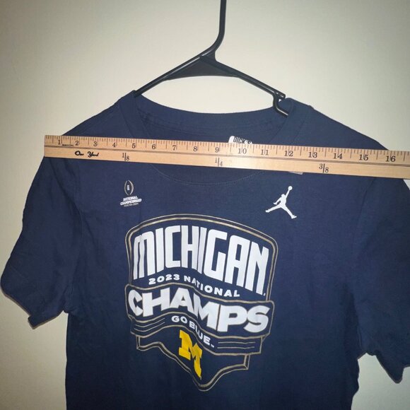 Michigan 2023 National Champs Go Blue Nike Tee, Medium - Picture 4 of 9
